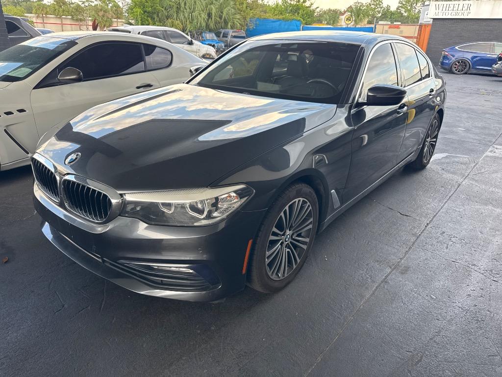 2018 BMW 5 Series 530i